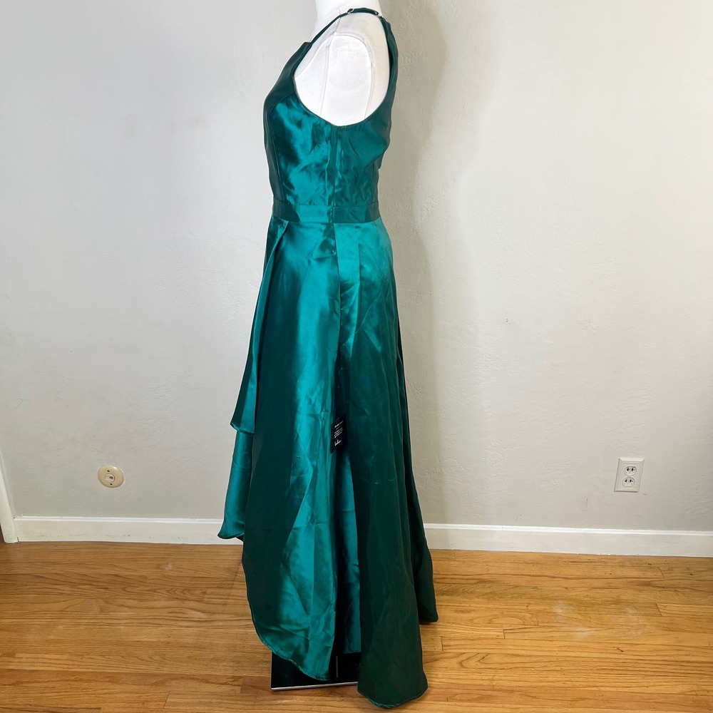 Lulus Gown High-Low Halter Neck Size Small Emerald‎ Green Satin Pockets New - Picture 2 of 8
